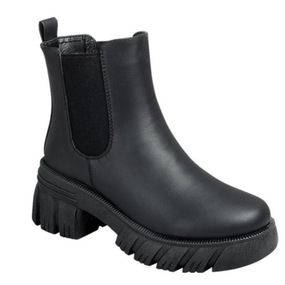 Black Chunky Chelsea Platform Lugged Sole Boots - SALE - Picture 7 of 9